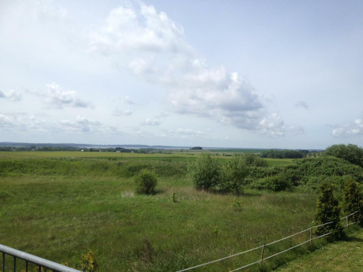 Ferienwohnung "Kranich" Im Ferien-Resort Ruegen ซาการ์ด ภายนอก รูปภาพ